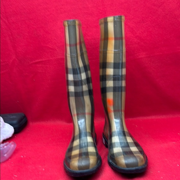 Burberry Black and Brown Winter Rain Boots - Picture 1 of 7